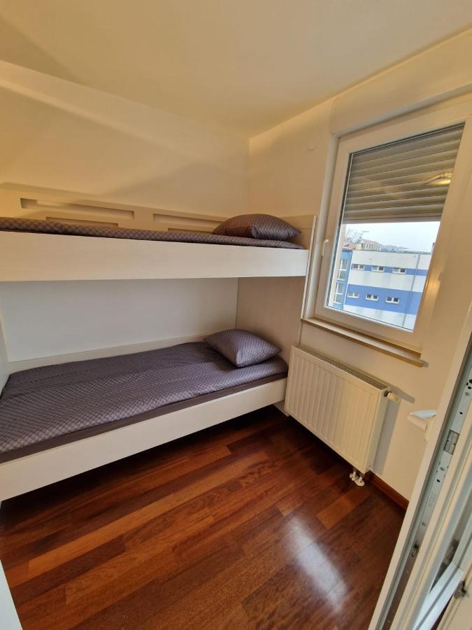 Apartment Matea Pula Ngoại thất bức ảnh